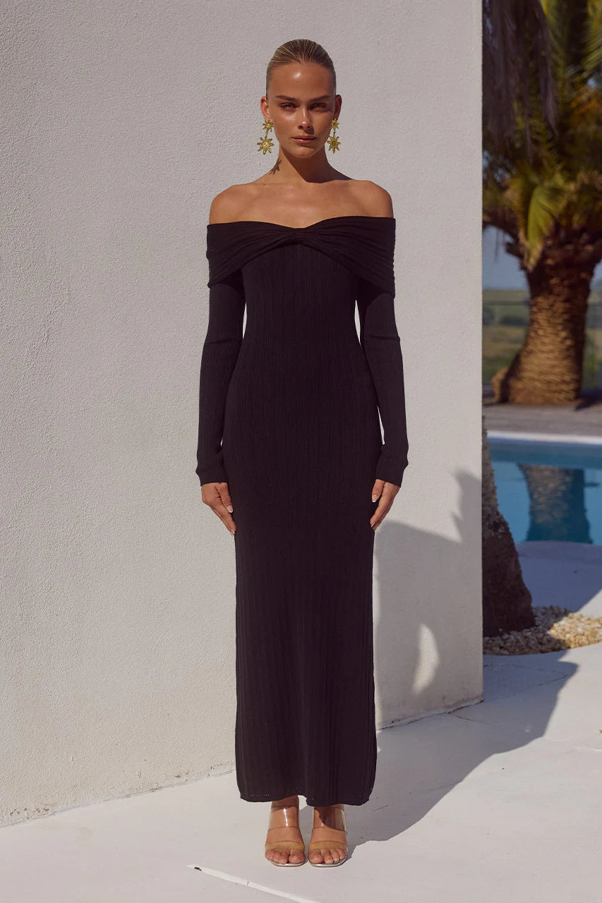 Airilie Midi Dress in Black