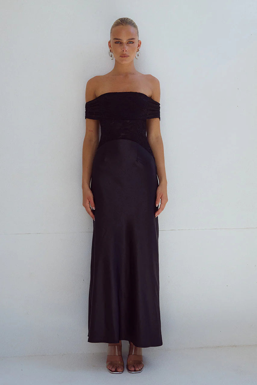 Amoret Midi Dress in Black