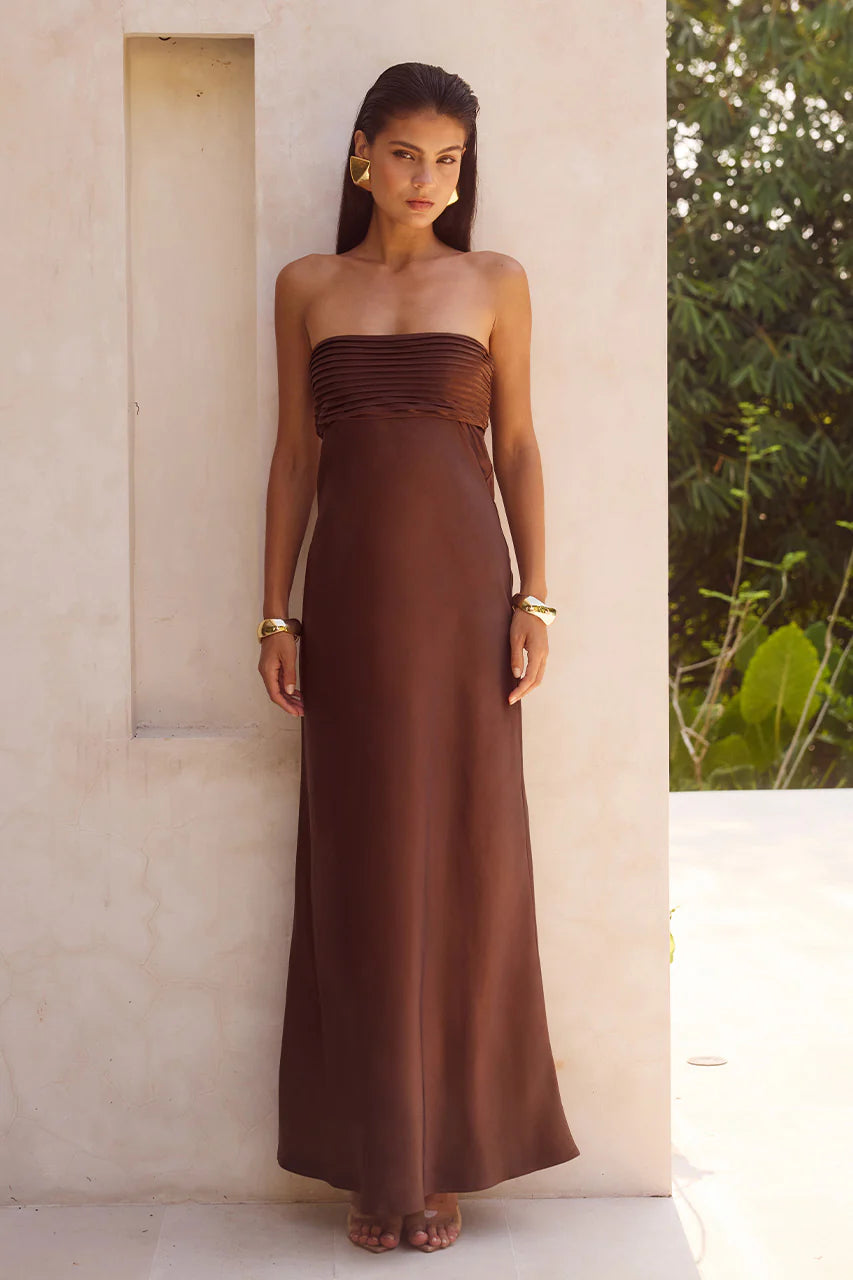Elsa Maxi Dress in Chocolate