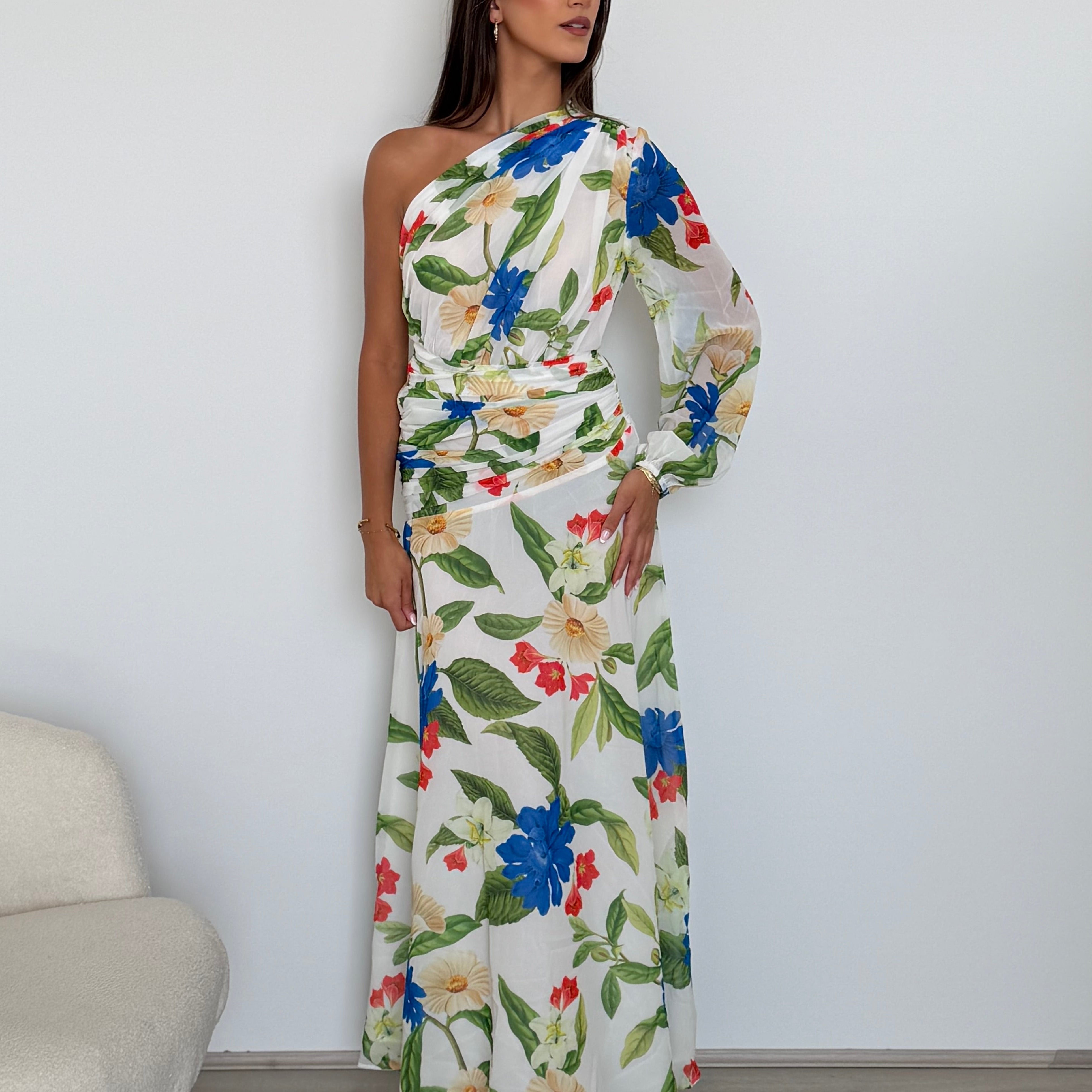 Floria Maxi Dress in White Floral