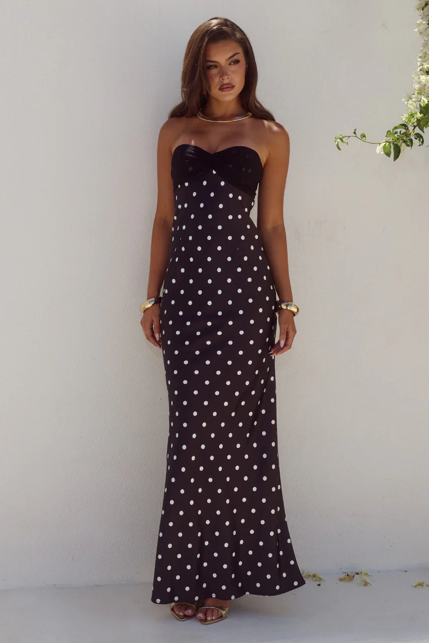 Kadie Off Shoulder Maxi Dress in Black / white Polka