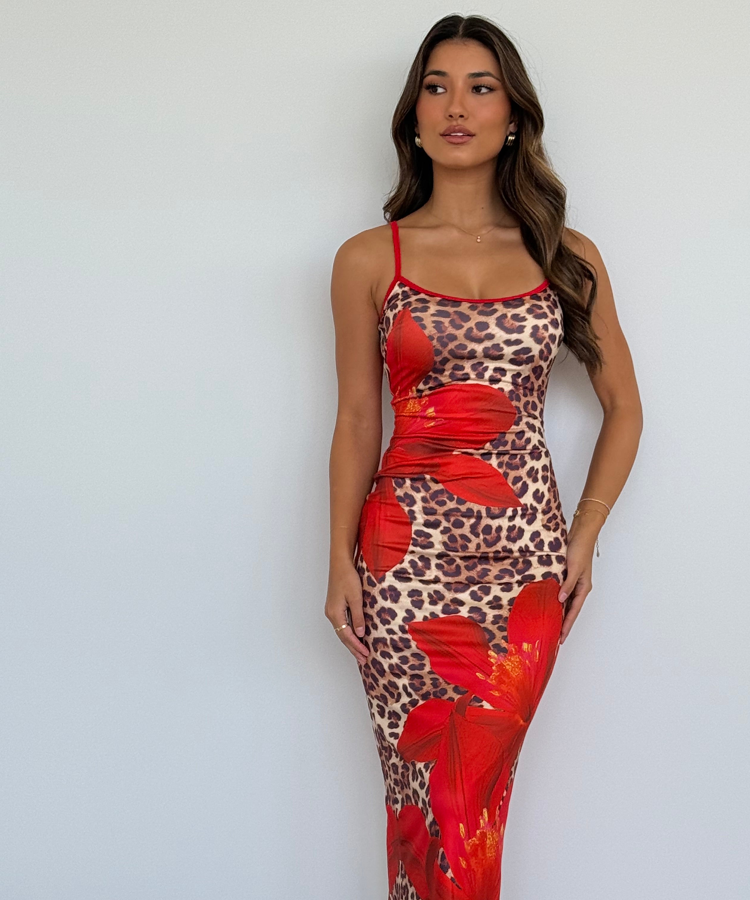 Victoria-Midi-Dress