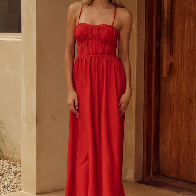 Kelani Luxe Midi Dress in Red