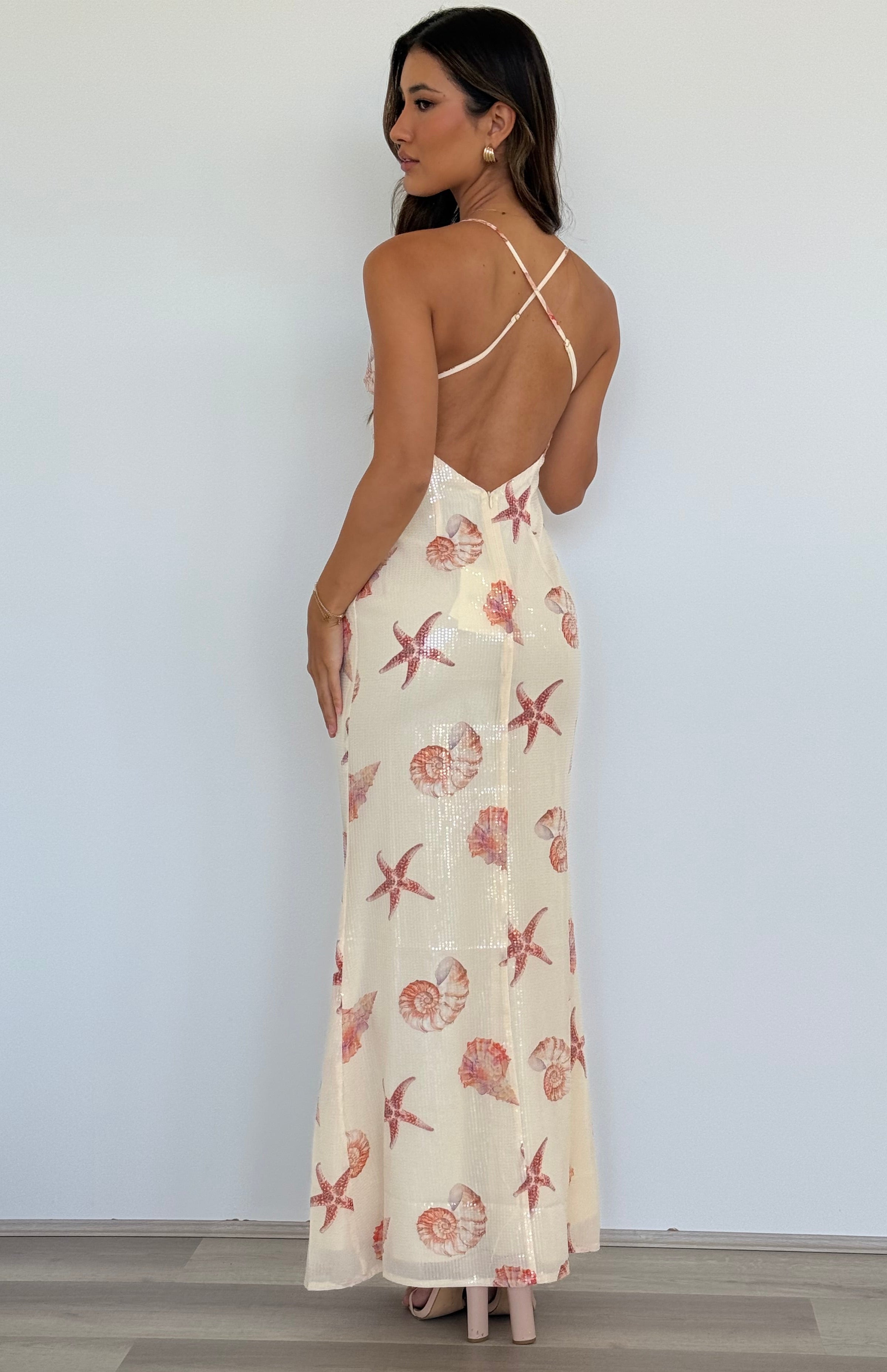Niyah Maxi Dress in Sand Seashell
