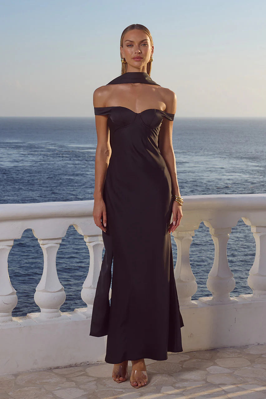  Raphaella Off Shoulder Maxi Dress in Noir